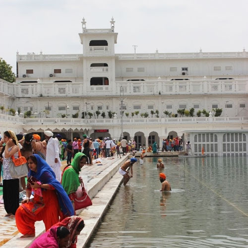 (Panj) Sarovar Walk in Amritsar